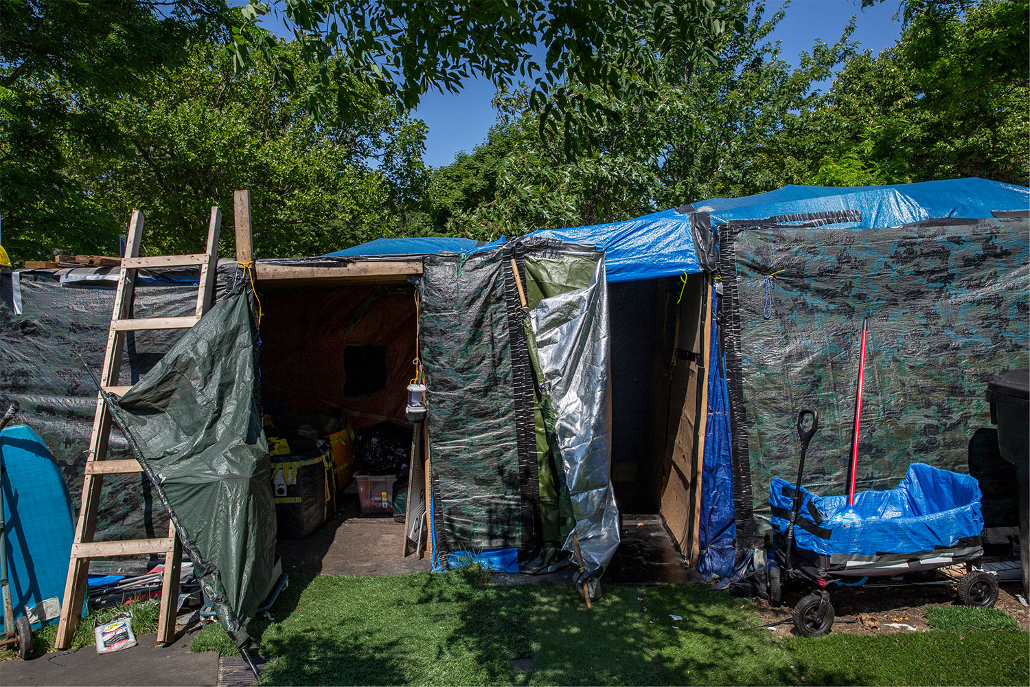 The shelter at Marilyn Bell Park that Kal shared with his partner Terra. 