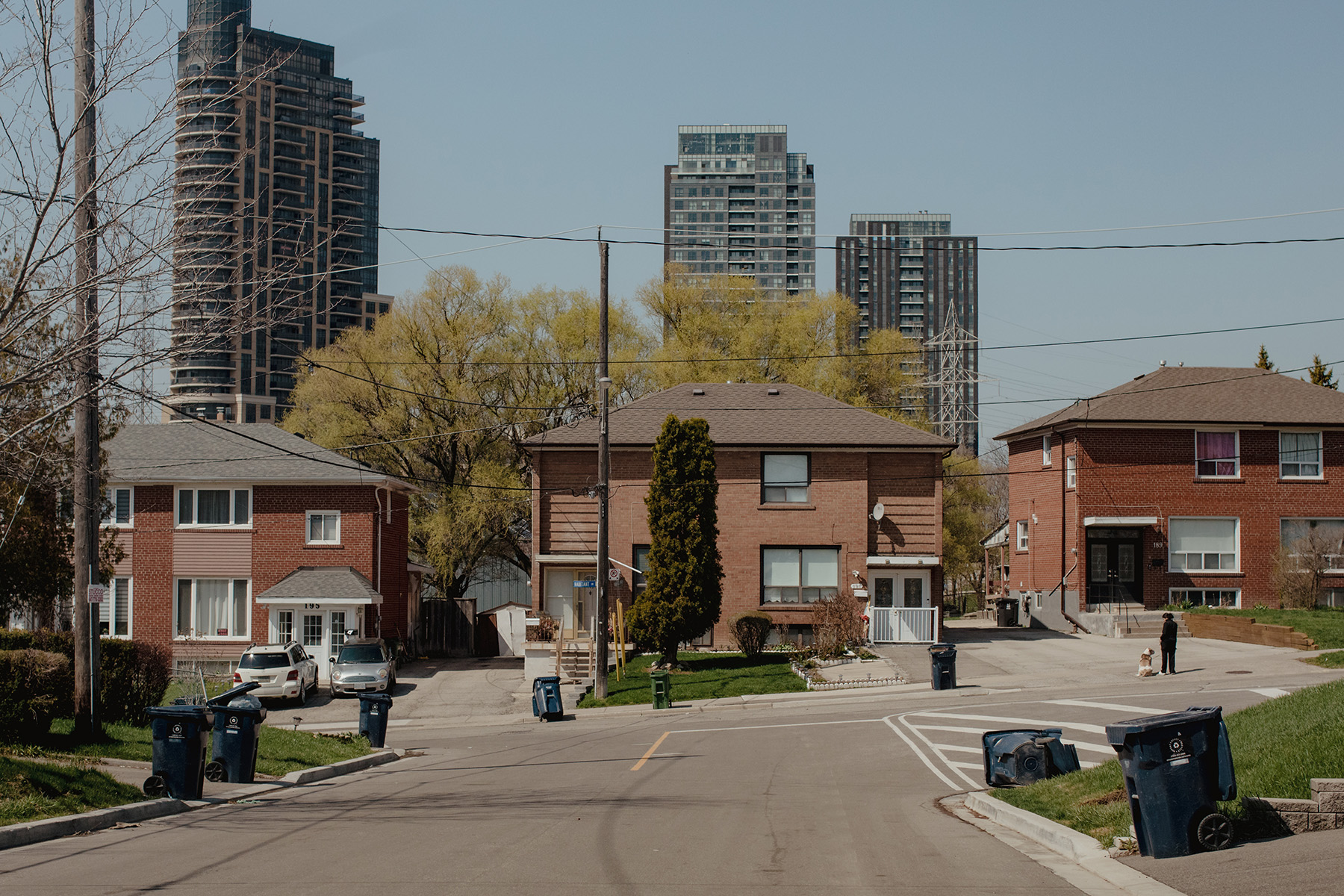 Maria enjoyed walking through her neighbourhood, and would often walk as far as Jane Street and Finch Avenue West to buy groceries.